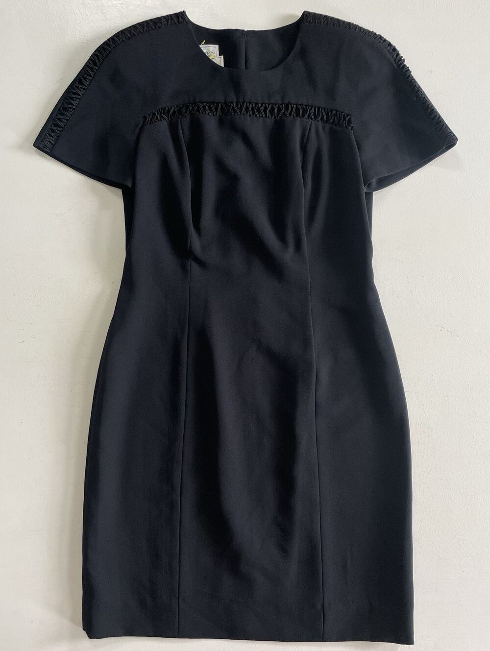 Saks Fifth Ave David Warren Petites Sheath Dress 10 P Black Cutout Knee Length